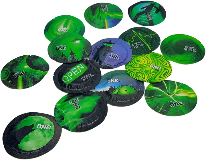 Презерватив One Glowing Pleasure Світиться у темряві 1 шт