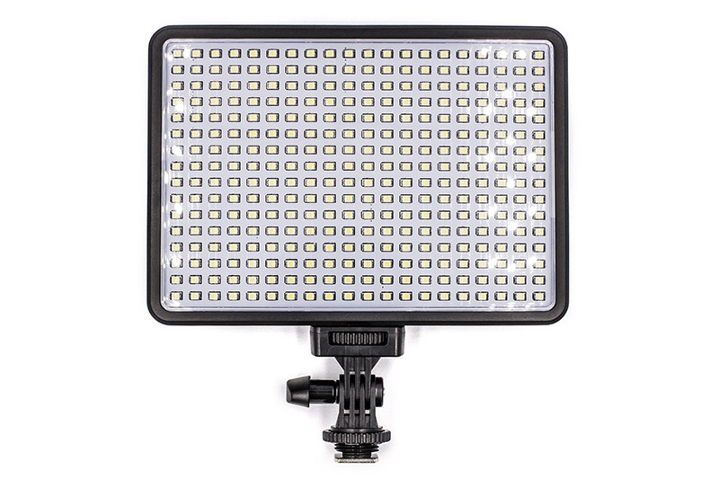 Накамерный свет PowerPlant LED 320l