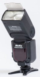 Вспышка Meike Canon 951